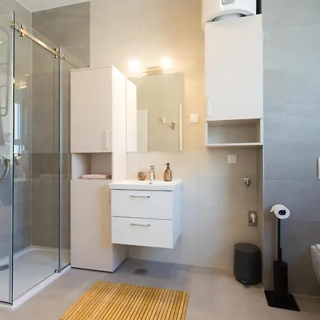 Domus Apartamento *